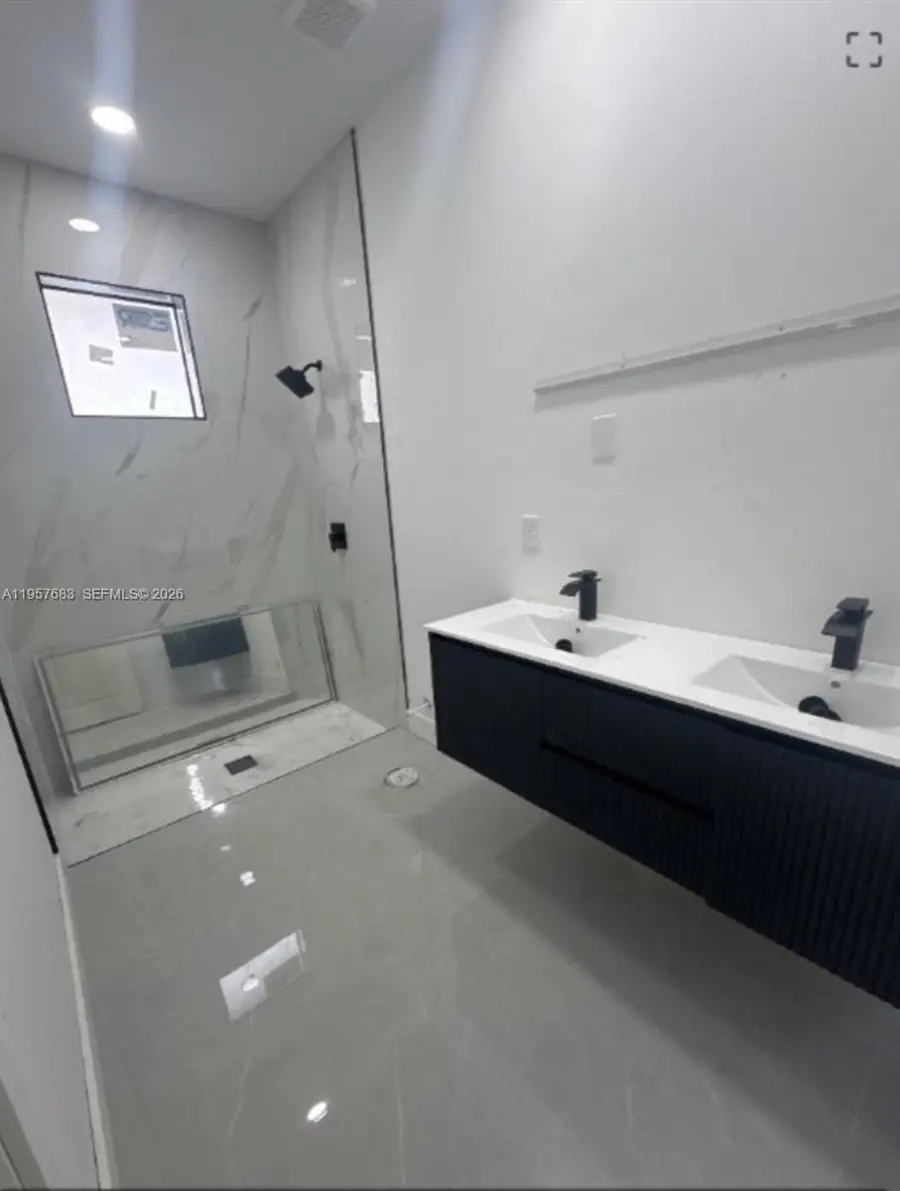 321-323 Urbana St, Lehigh Acres, FL 33972 - #3