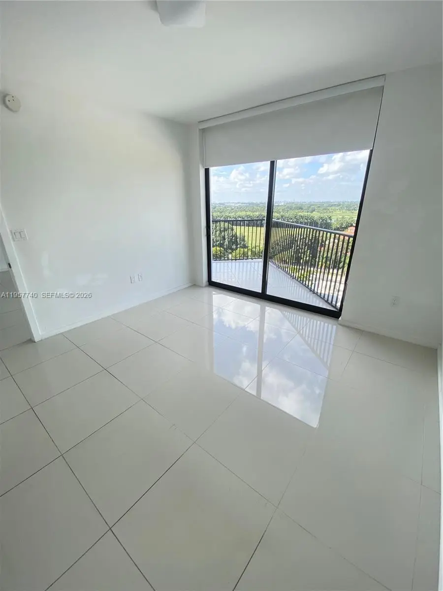 5252 NW 85th Ave #910, Doral, FL 33166 - Image #2