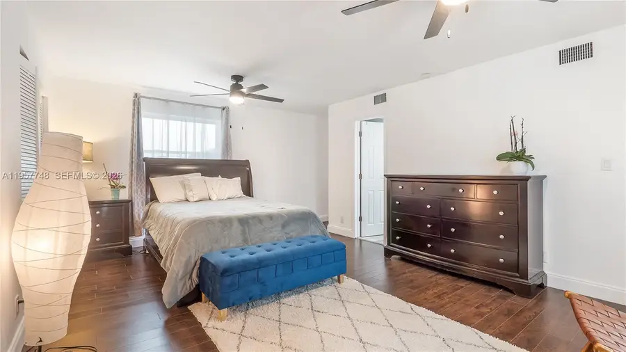 4081 NE 14th Ave, Oakland Park, FL 33334 - Image #3