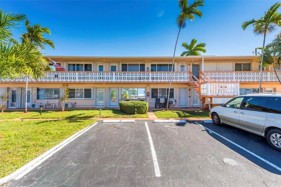 901 SW 11th Ave #17H, Hallandale Beach, FL 33009 - Image #3