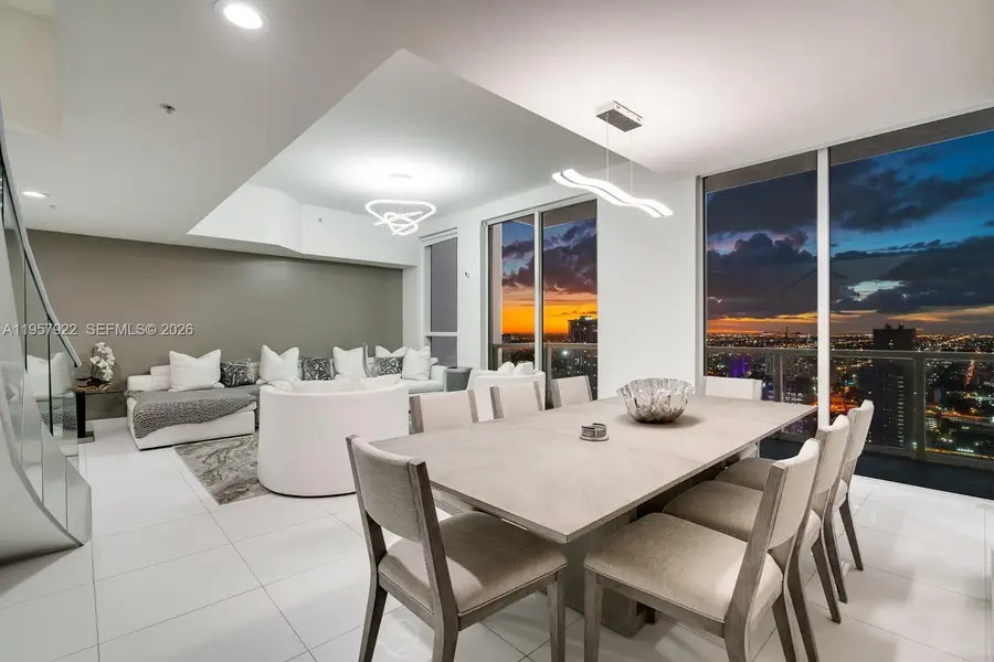 253 NE 2nd St #4904, Miami, FL 33132 - #2