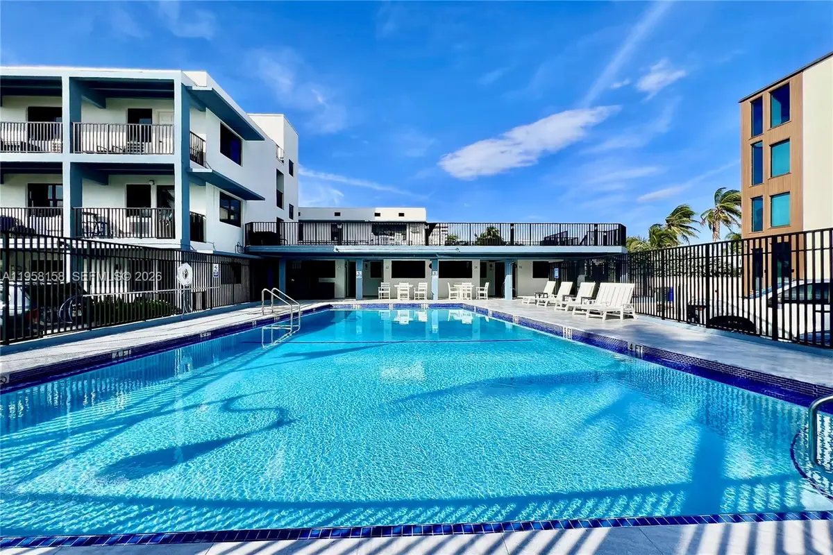 322 Harding St #B203, Hollywood, FL 33019 - Image #1