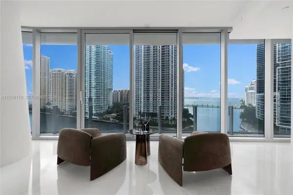 300 Biscayne Boulevard Way #1101, Miami, FL 33131