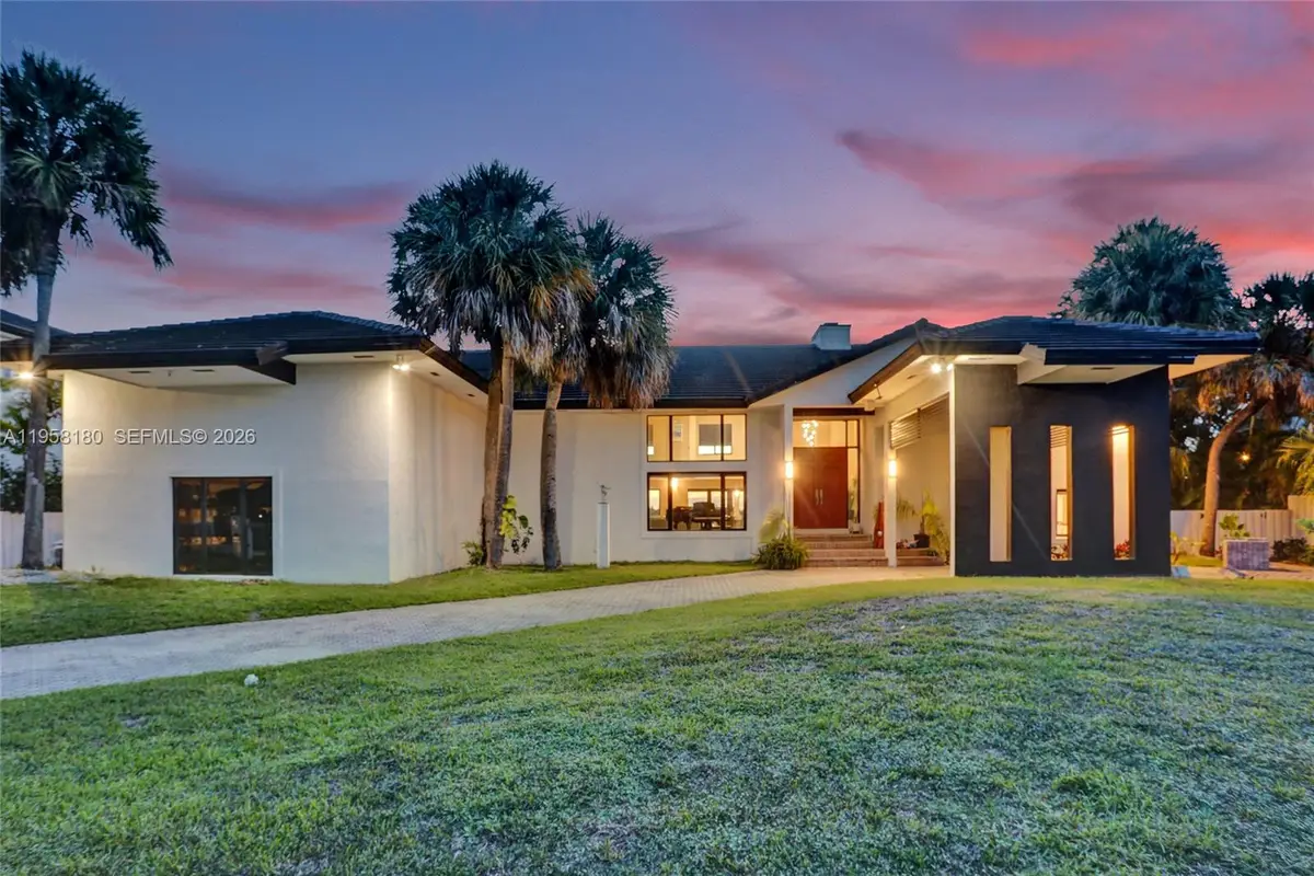 13724 SW 92nd Ct, Miami, FL 33176 - #1