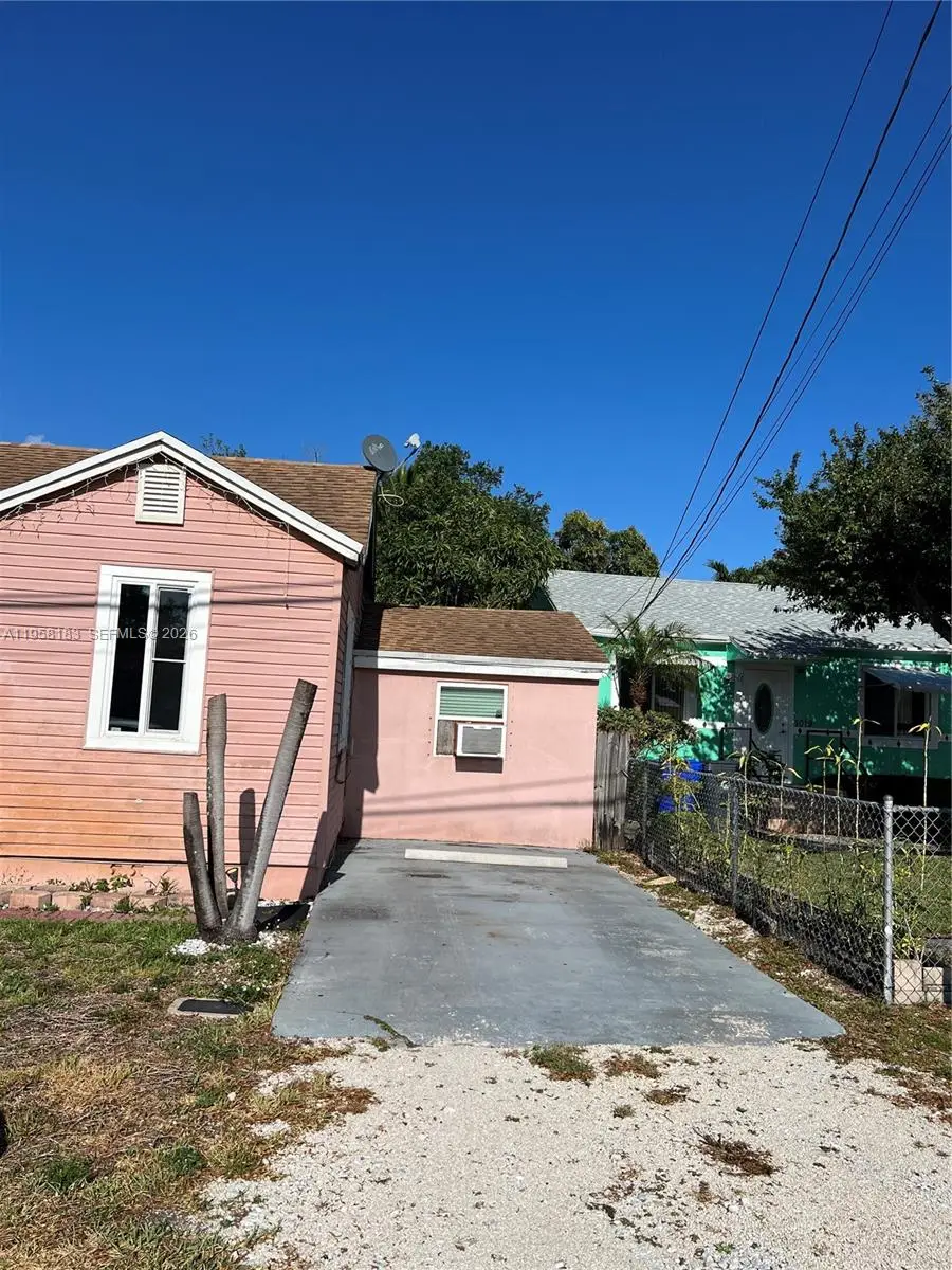 1023 N 25th Ave, Hollywood, FL 33020 - #2