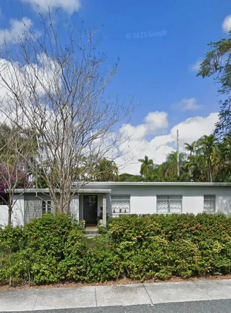 6130 SW 46th Ter, Miami, FL 33155 - Image #1