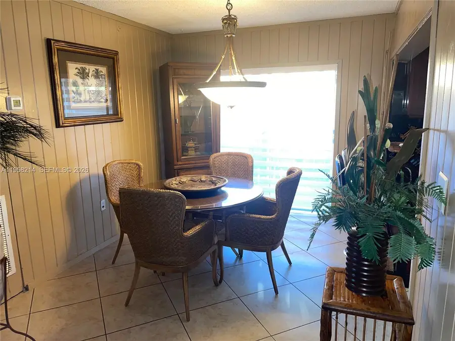 6510 Park St, Hollywood, FL 33024 - #2