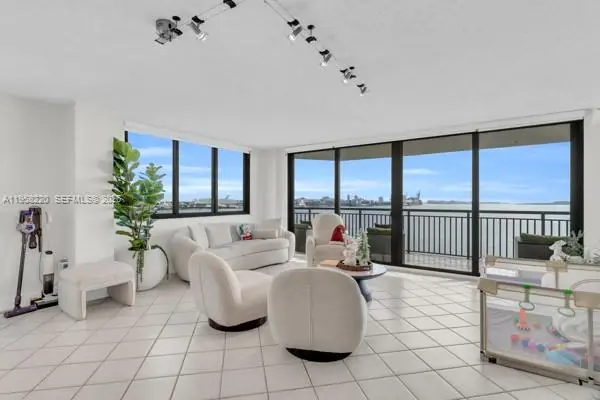 540 Brickell Key Dr #832, Miami, FL 33131 - #2