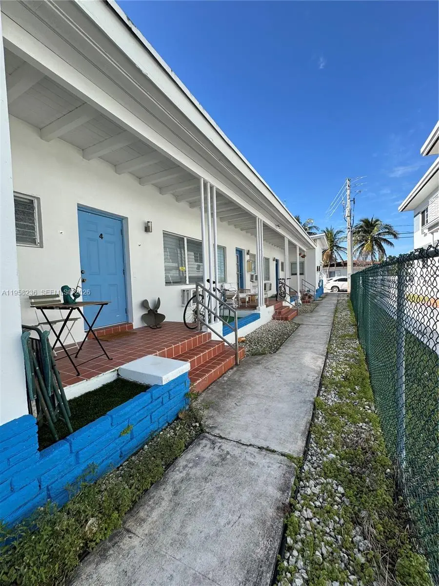 8135 Crespi Blvd, Miami Beach, FL 33141 - Image #2