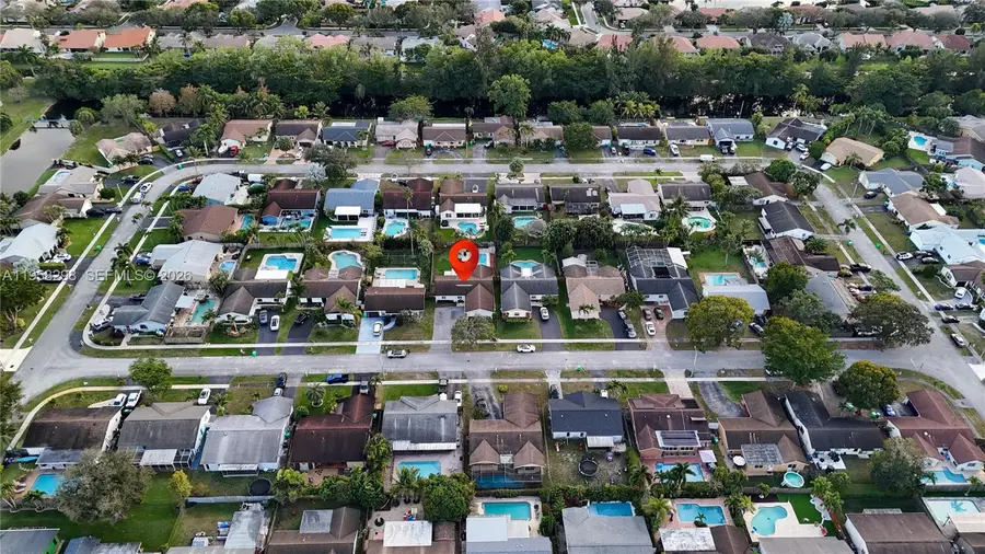 10760 NW 21st St, Sunrise, FL 33322 - Image #3