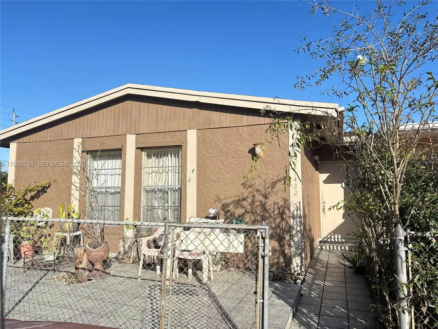 21422 NW 40th Cir Ct, Miami Gardens, FL 33055 - Image #2