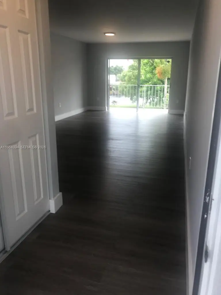 7570 SW 82nd St #F209, Miami, FL 33143 - Image #2