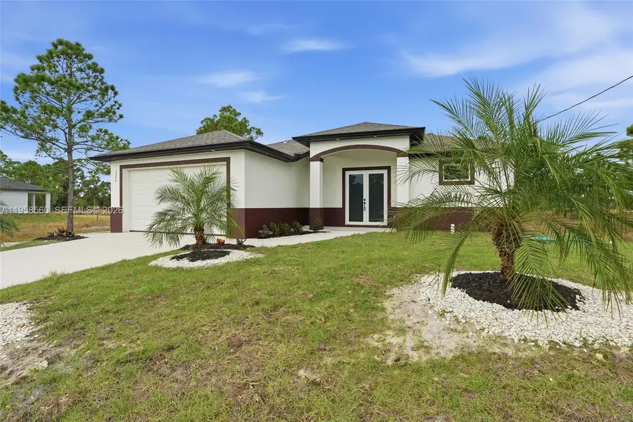 1042 Marshall Ave, Lehigh Acres, FL 33974 - #2