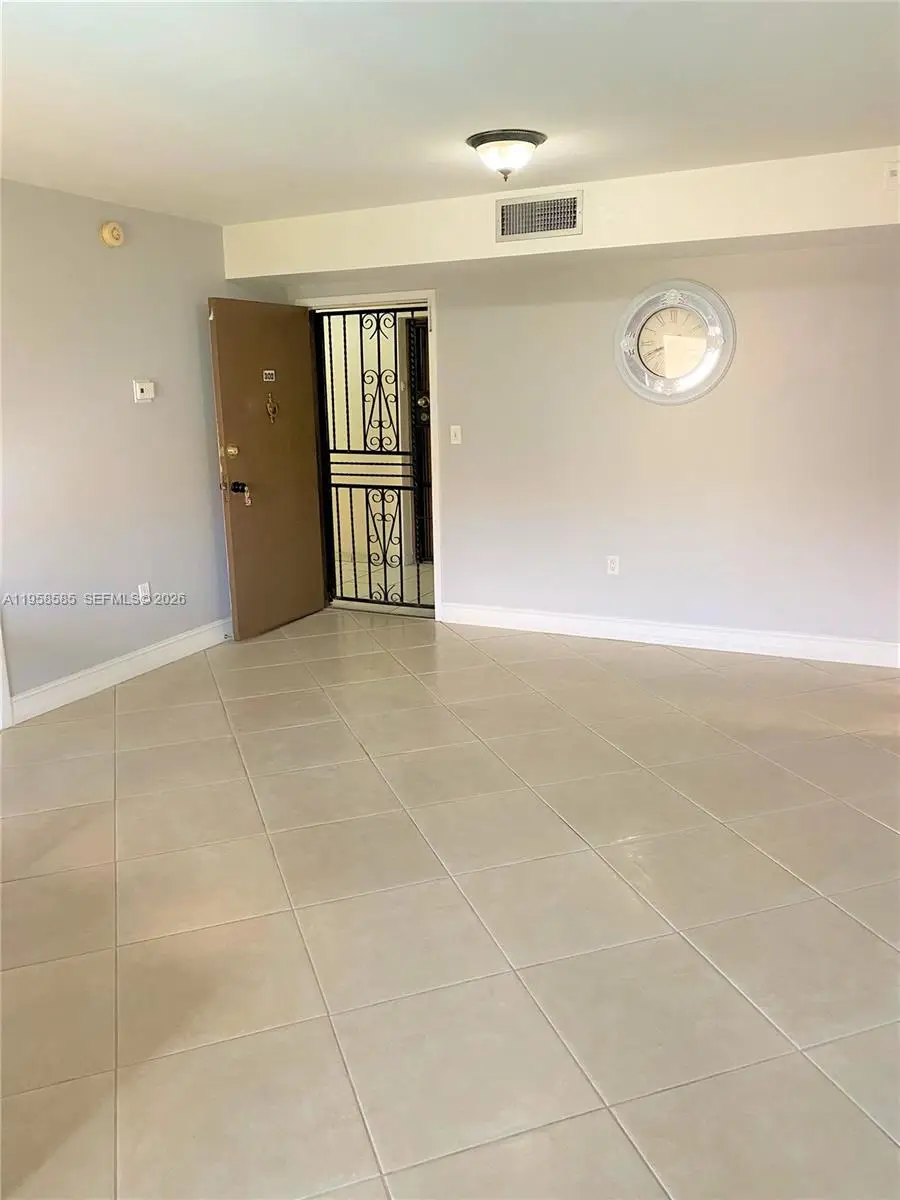 4715 NW 7th St #302-2, Miami, FL 33126 - Image #2