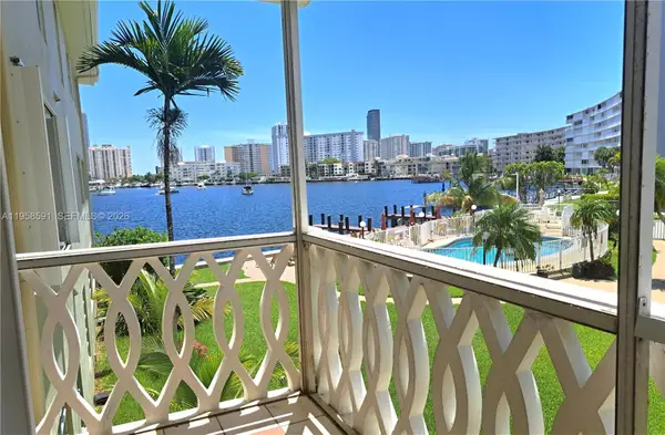 450 Golden Isles Dr #2B, Hallandale Beach, FL 33009