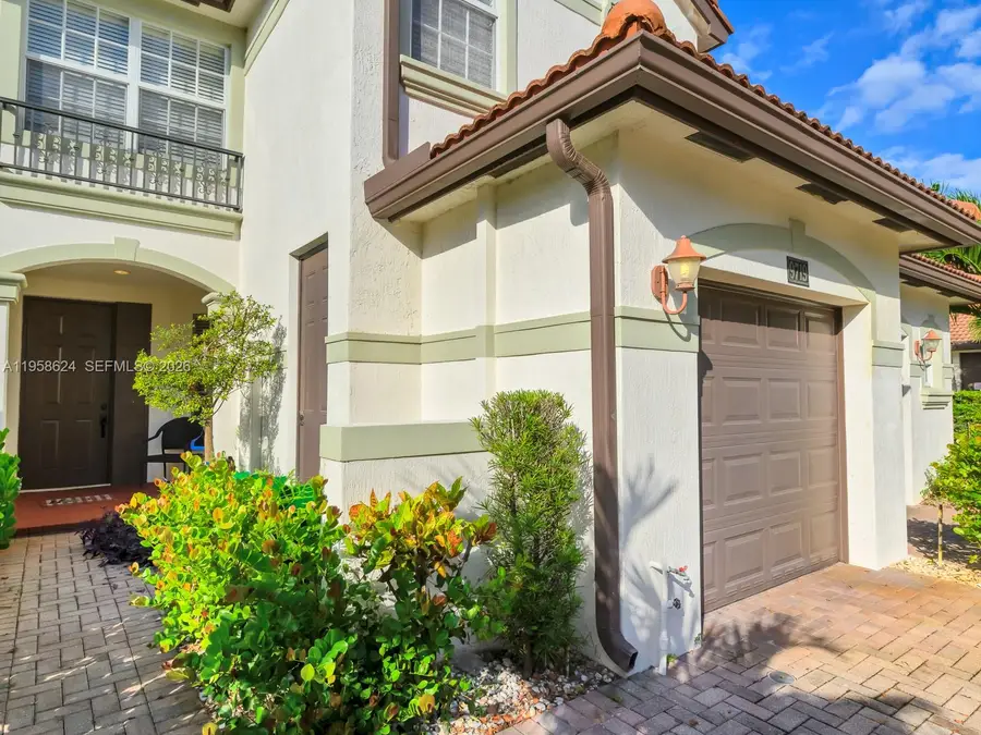 9719 Darlington Pl, Cooper City, FL 33328 - Image #3