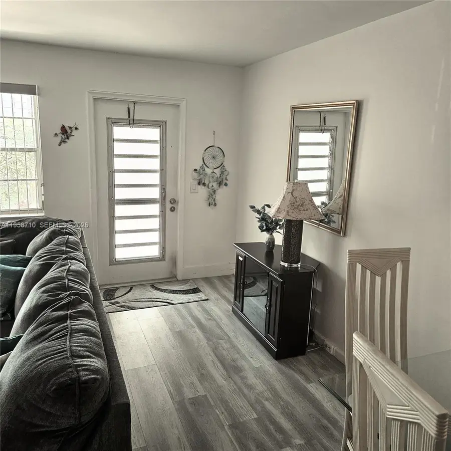 275 Farnham L #275, Deerfield Beach, FL 33442 - Image #2