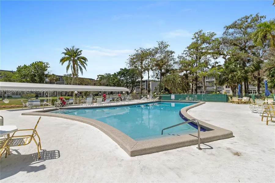 4850 NW 29th Ct #423, Lauderdale Lakes, FL 33313 - #3