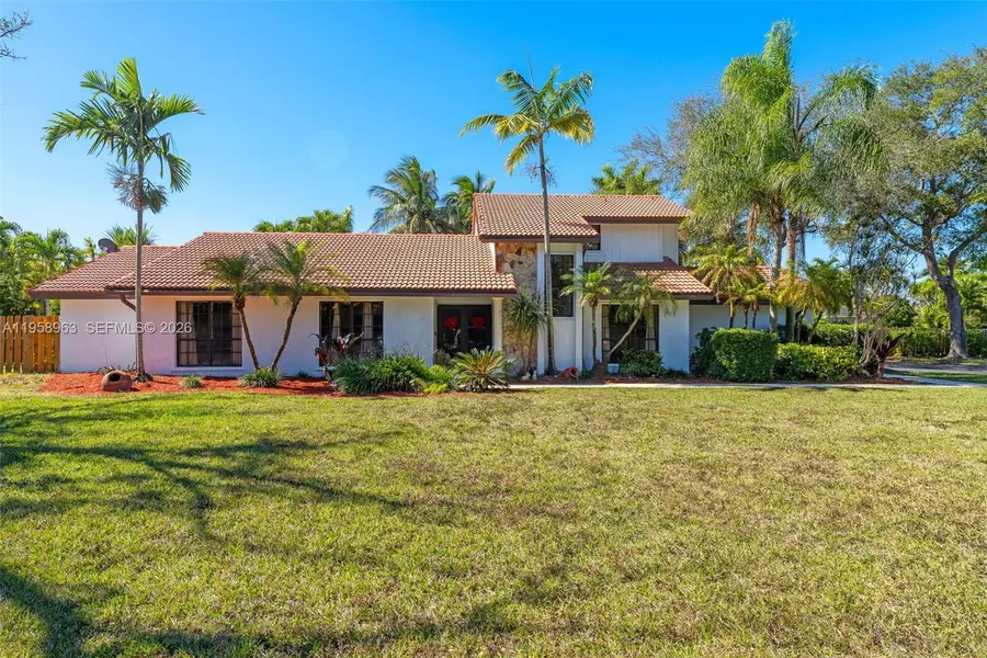 16564 SW 153 Ct, Miami, FL 33187 - Image #2