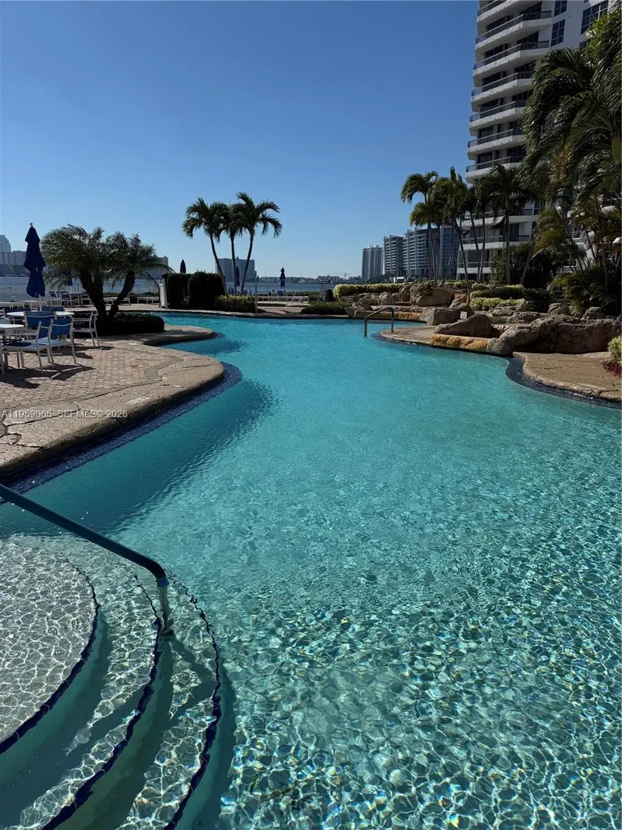 19101 NE 36th Ct #2406, Aventura, FL 33180 - Image #2