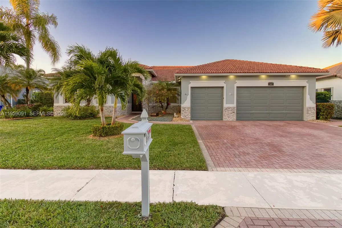 15959 SW 6th St, Pembroke Pines, FL 33027 - Image #1