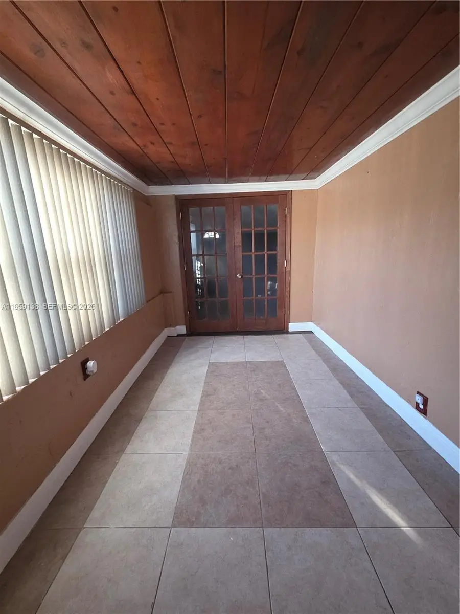 2401 NW 56th St, Miami, FL 33142 - Image #3
