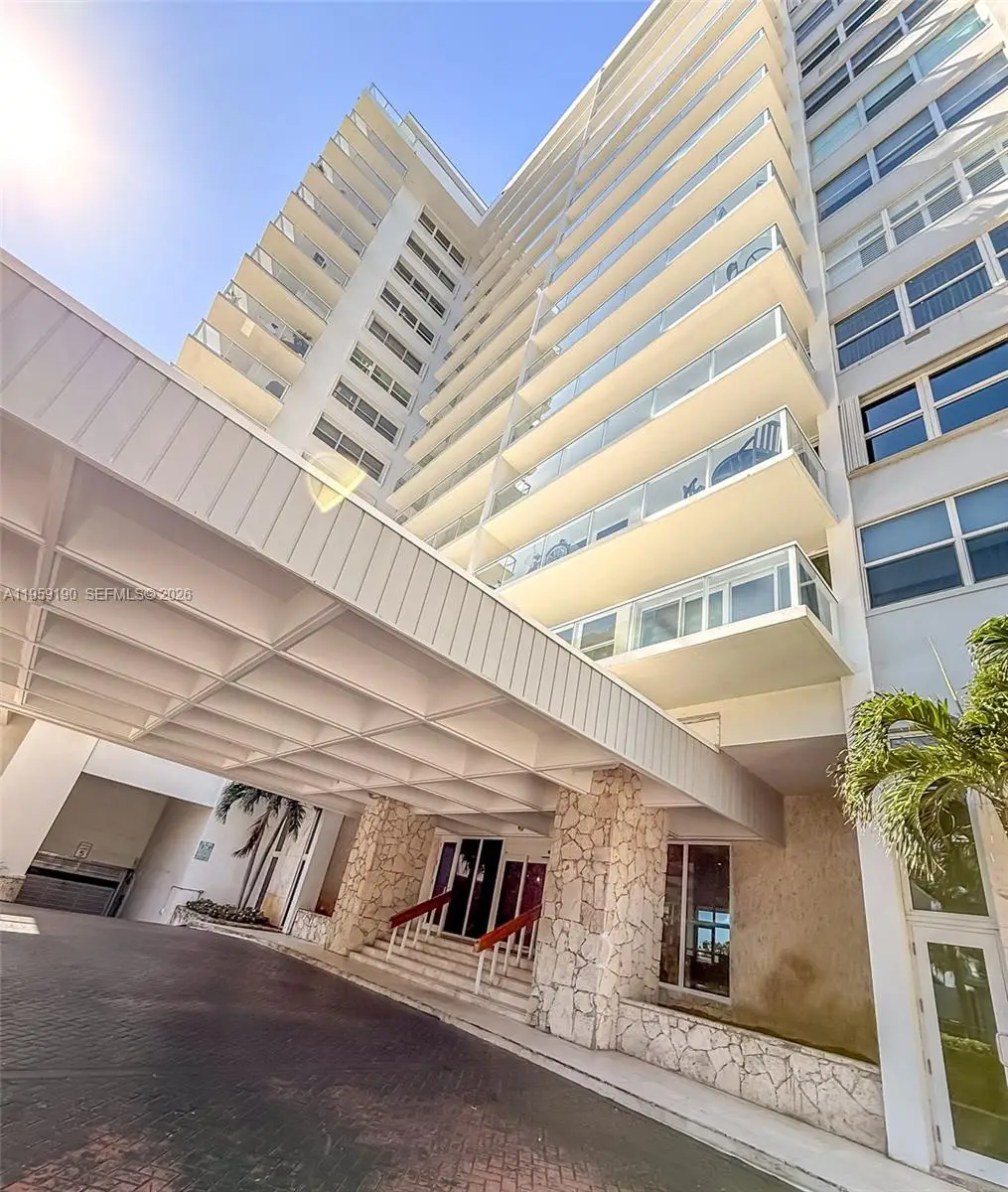 5750 Collins Ave #6J, Miami Beach, FL 33140 - Image #1