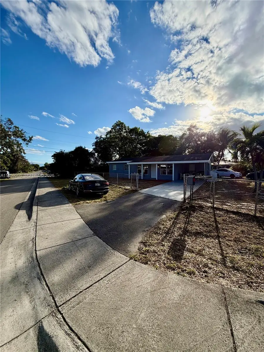 518 NW 47th Ct, Oakland Park, FL 33309 - Image #1