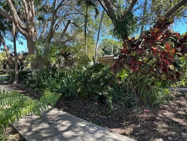 8932 Ridgeland Dr, Cutler Bay, FL 33157 - Image #1