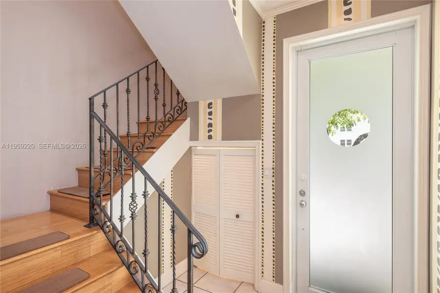 602 Malaga Ave #B, Coral Gables, FL 33134 - Image #3