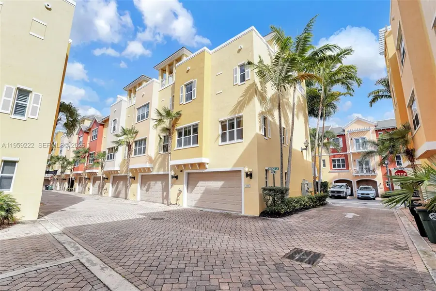 2318 Vintage Dr #2318, Lighthouse Point, FL 33064 - Image #3