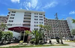 3660 NE 166th St #611, North Miami Beach, FL 33160 - Image #2