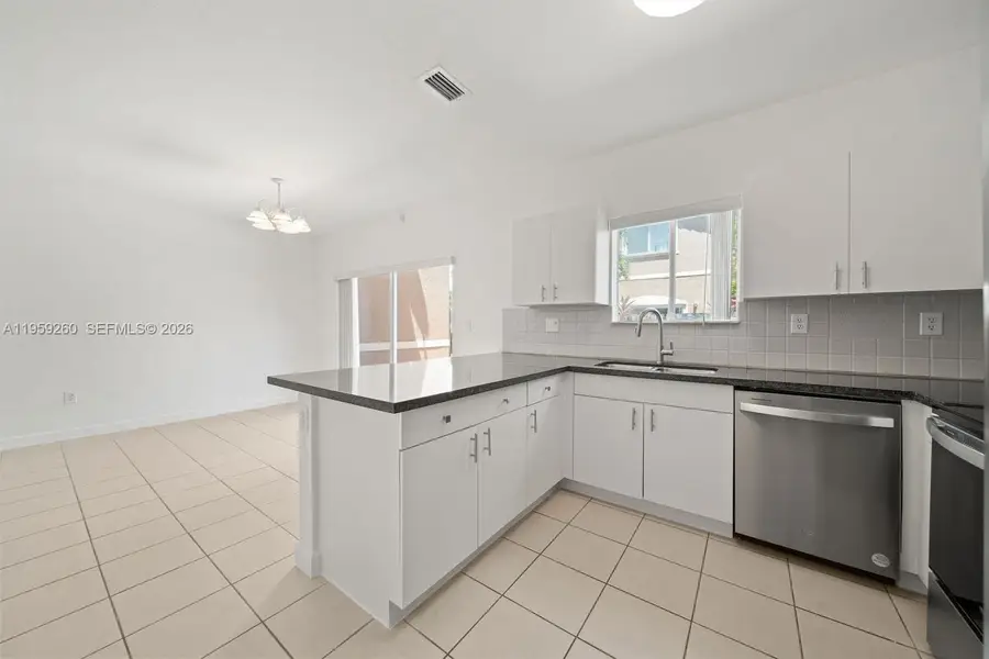 21459 SW 86th Pl, Cutler Bay, FL 33189 - Image #3