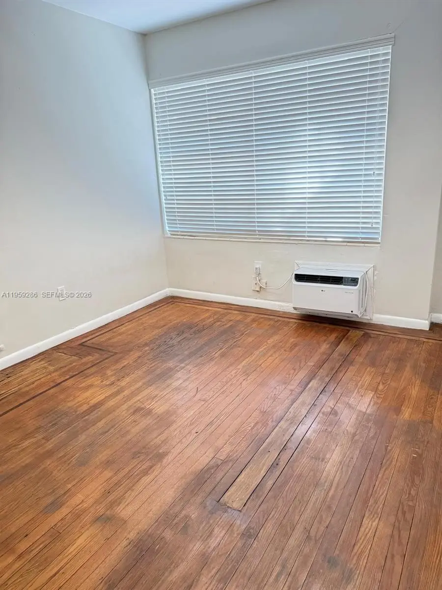 1007 Meridian Ave #9, Miami Beach, FL 33139 - Image #2