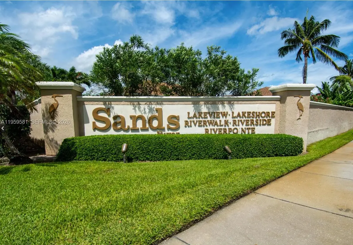 3212 S Lakeview Cir #10204, Fort Pierce, FL 34949 - Image #1