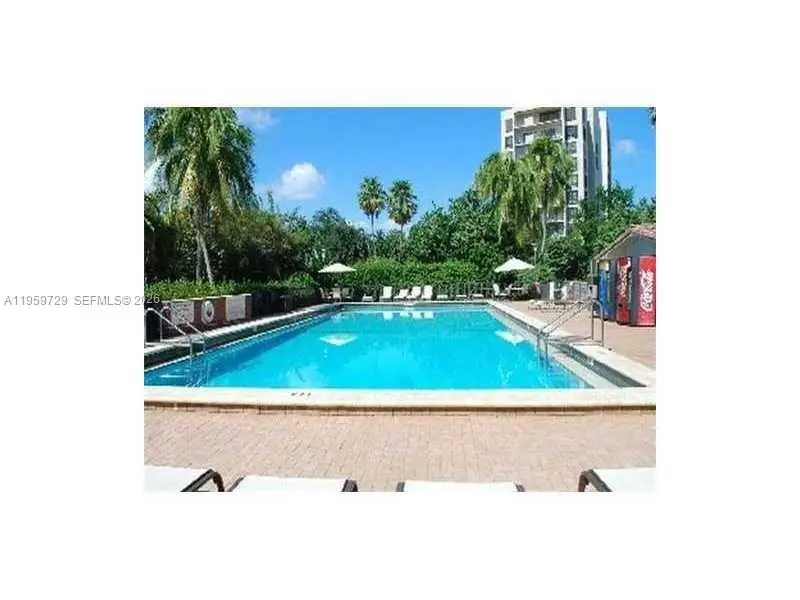 181 Crandon Blvd #308, Key Biscayne, FL 33149 - Image #2