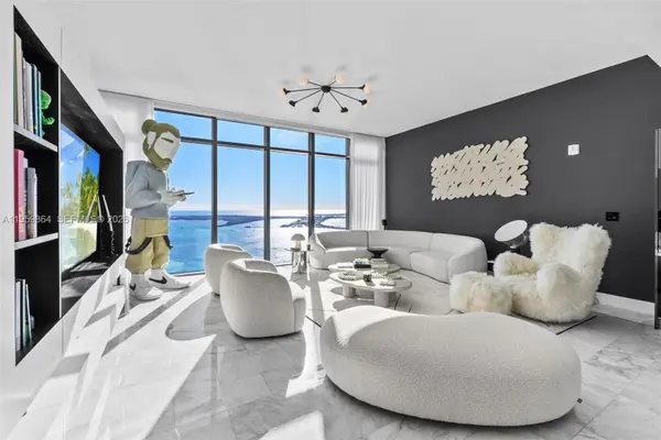 1451 Brickell Ave #4401, Miami, FL 33131