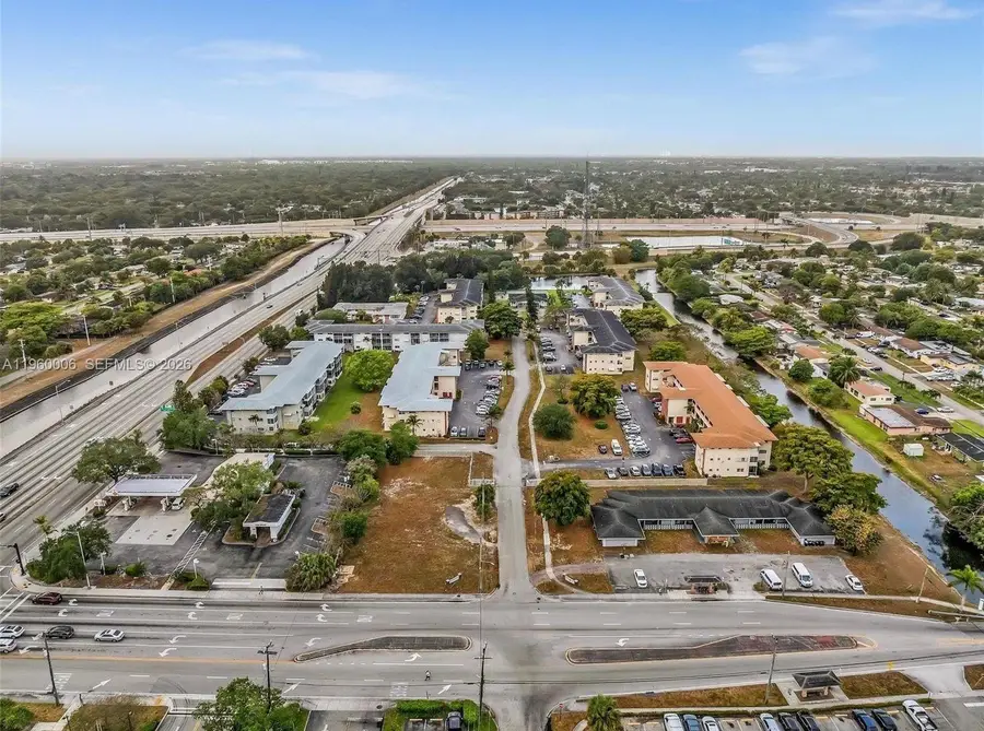 4731 NW 10th Ct #316, Plantation, FL 33313 - Image #3