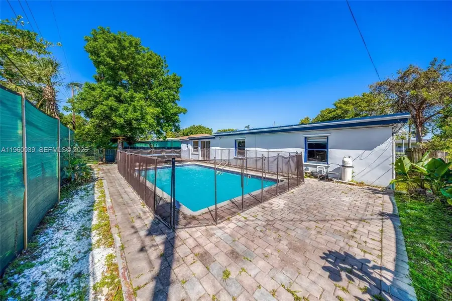 720 NE 171st St, North Miami Beach, FL 33162 - Image #3