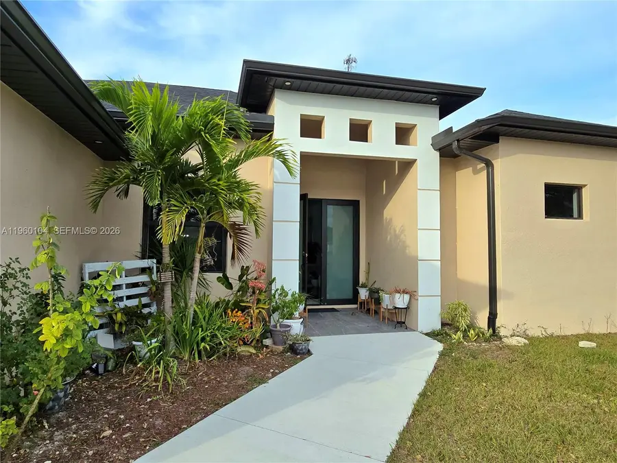 705 Harding Ln, Lehigh Acres, FL 33936 - Image #2