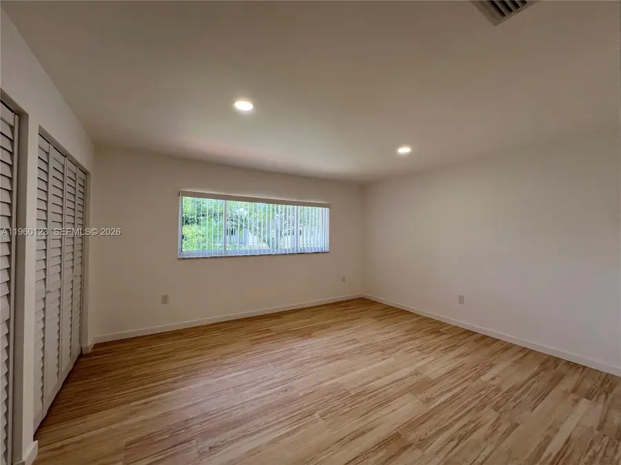 8111 SW 81st Pl, Miami, FL 33143 - Image #2