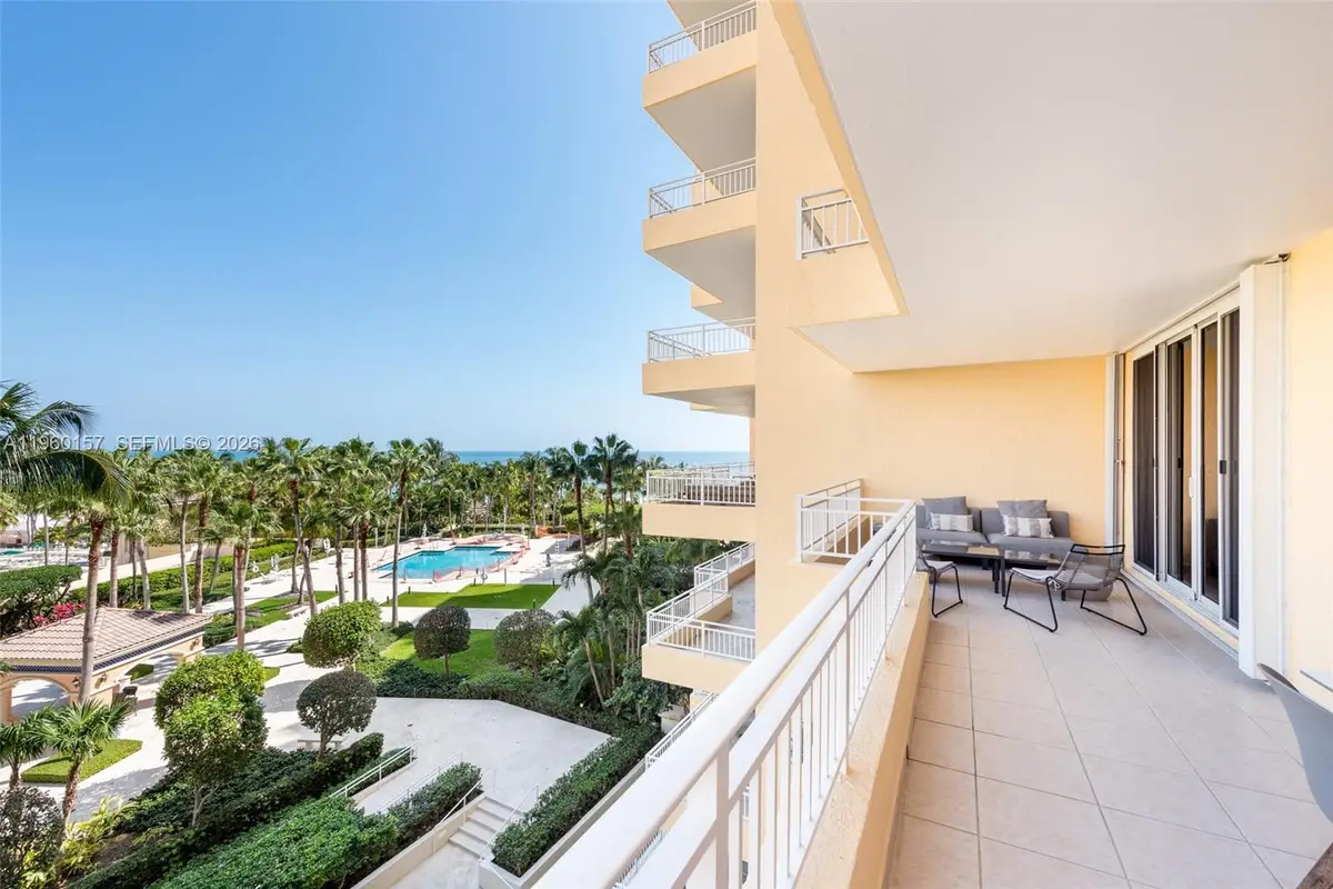 799 Crandon Blvd #605, Key Biscayne, FL 33149 - #1