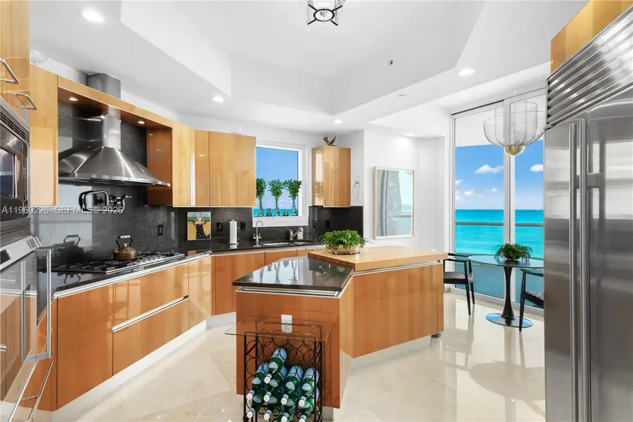 16047 Collins Ave #1001, Sunny Isles Beach, FL 33160 - Image #3