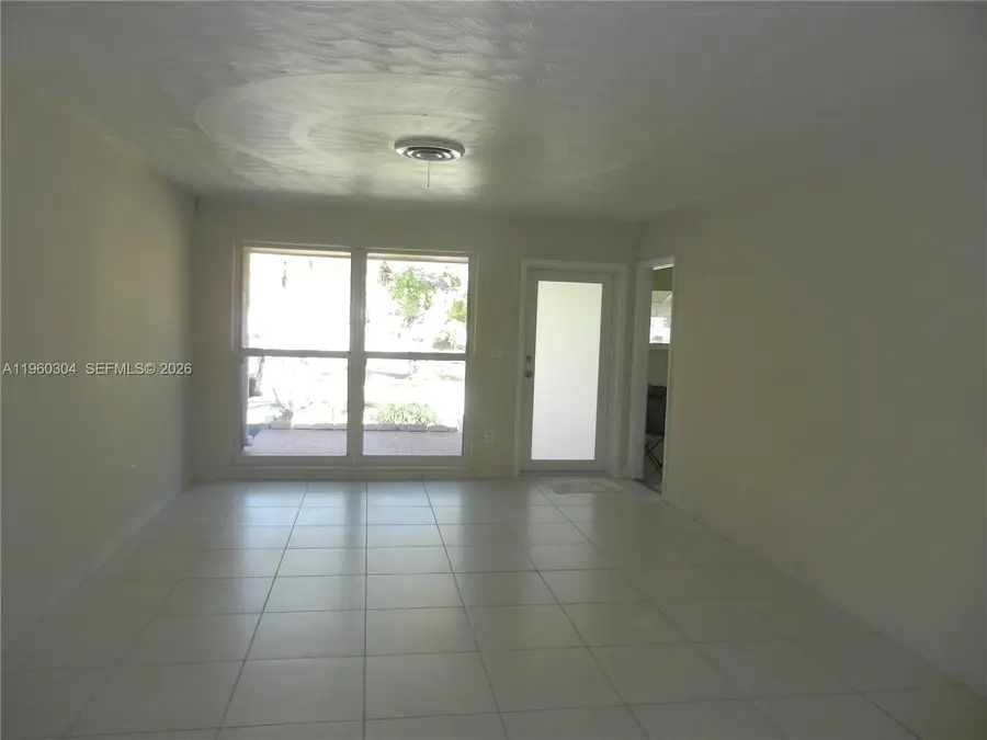 3700 Cleveland St, Hollywood, FL 33021 - Image #2