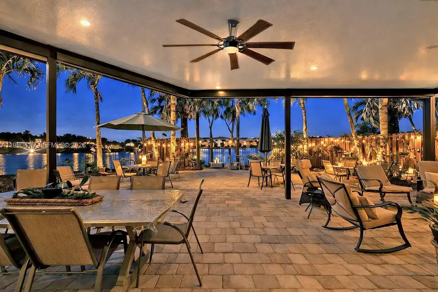 132 NE 26th Ave, Homestead, FL 33033 - Image #3