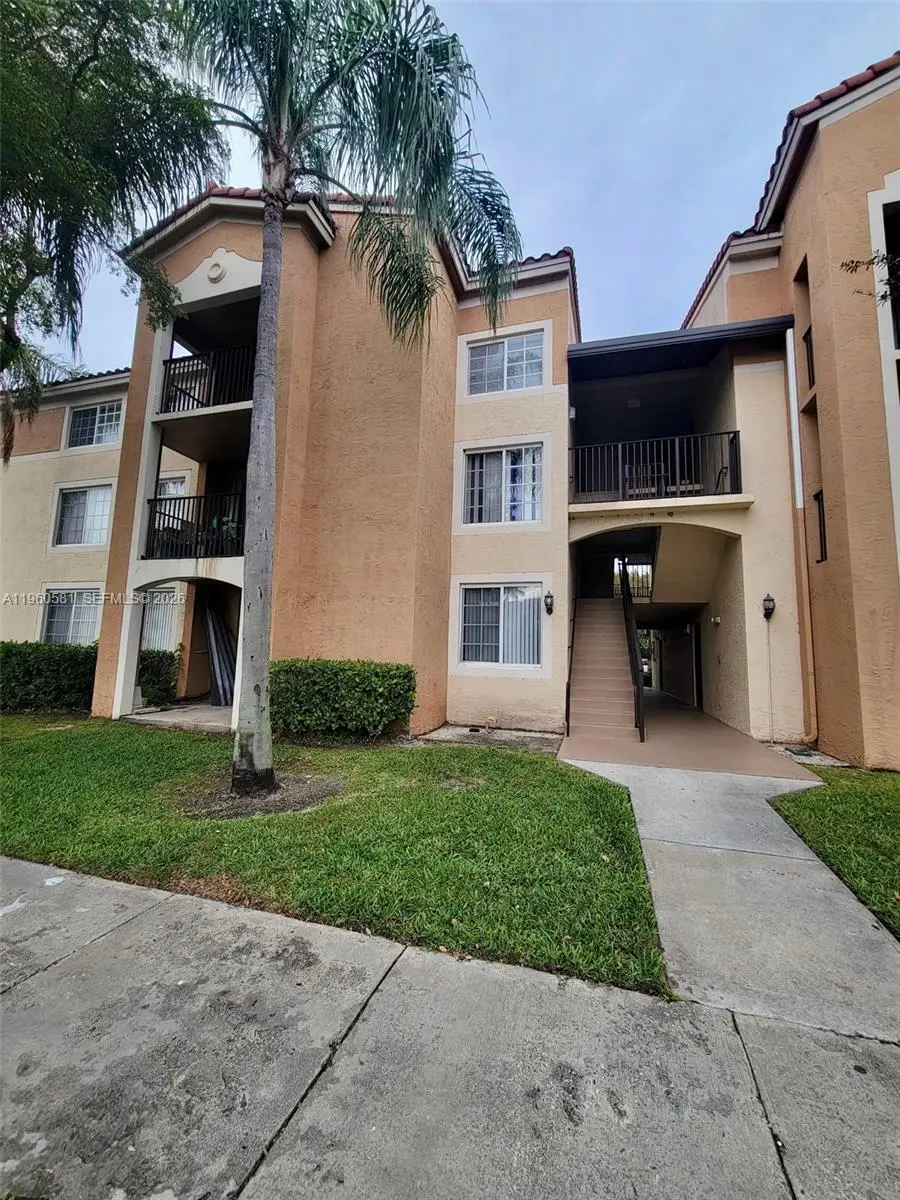 2051 Renaissance Blvd #304, Miramar, FL 33025 - Image #3