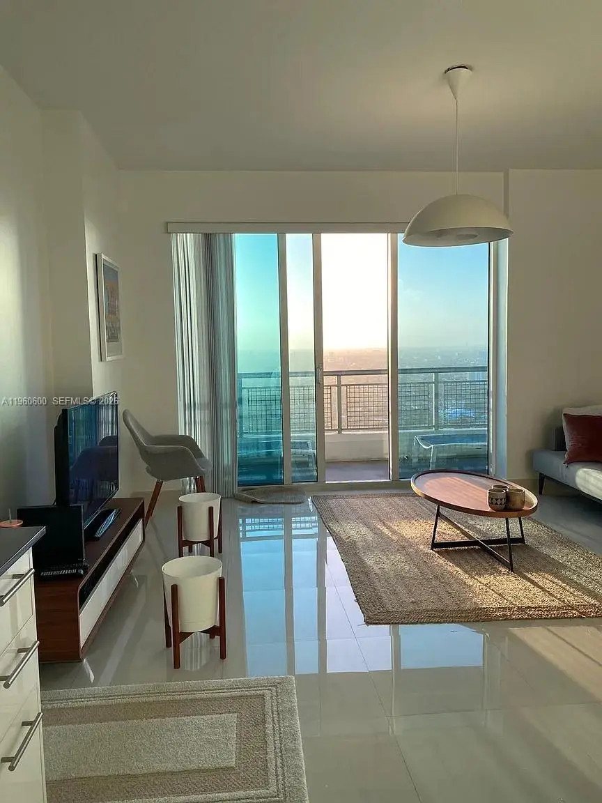 60 SW 13th St #3405, Miami, FL 33130 - Image #2