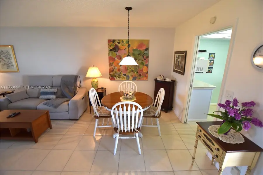 2672 E Emory Dr #D, West Palm Beach, FL 33415 - Image #3