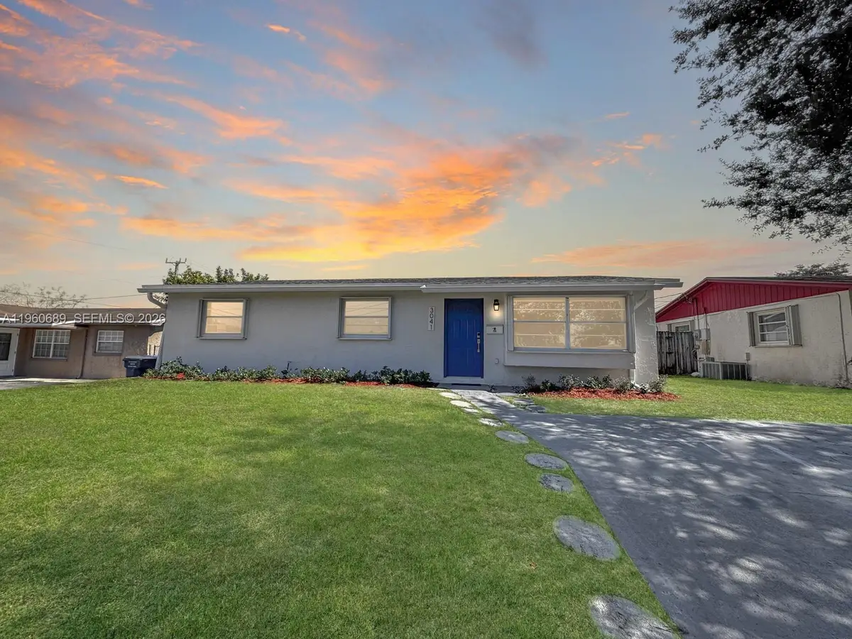 3041 N 74th Ave, Hollywood, FL 33024 - #1