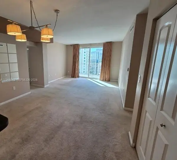 7350 SW 89th St #1804S, Miami, FL 33156